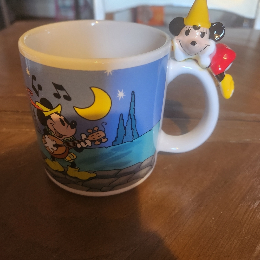 Disney Mug with Minnie Mouse on handle